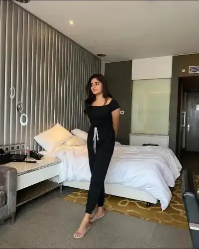 Call Girls Service in Amber